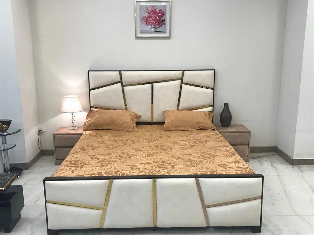 4N. Single bed
